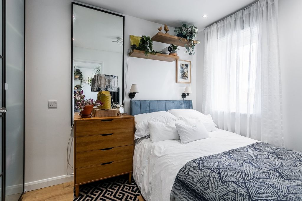 Additional image 8 of 1 bed flat for saleLaichpark Place, Edinburgh EH14