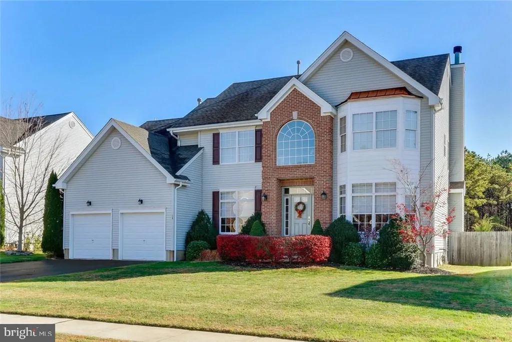 40 Mutineer Avenue, Barnegat, NJ 08005