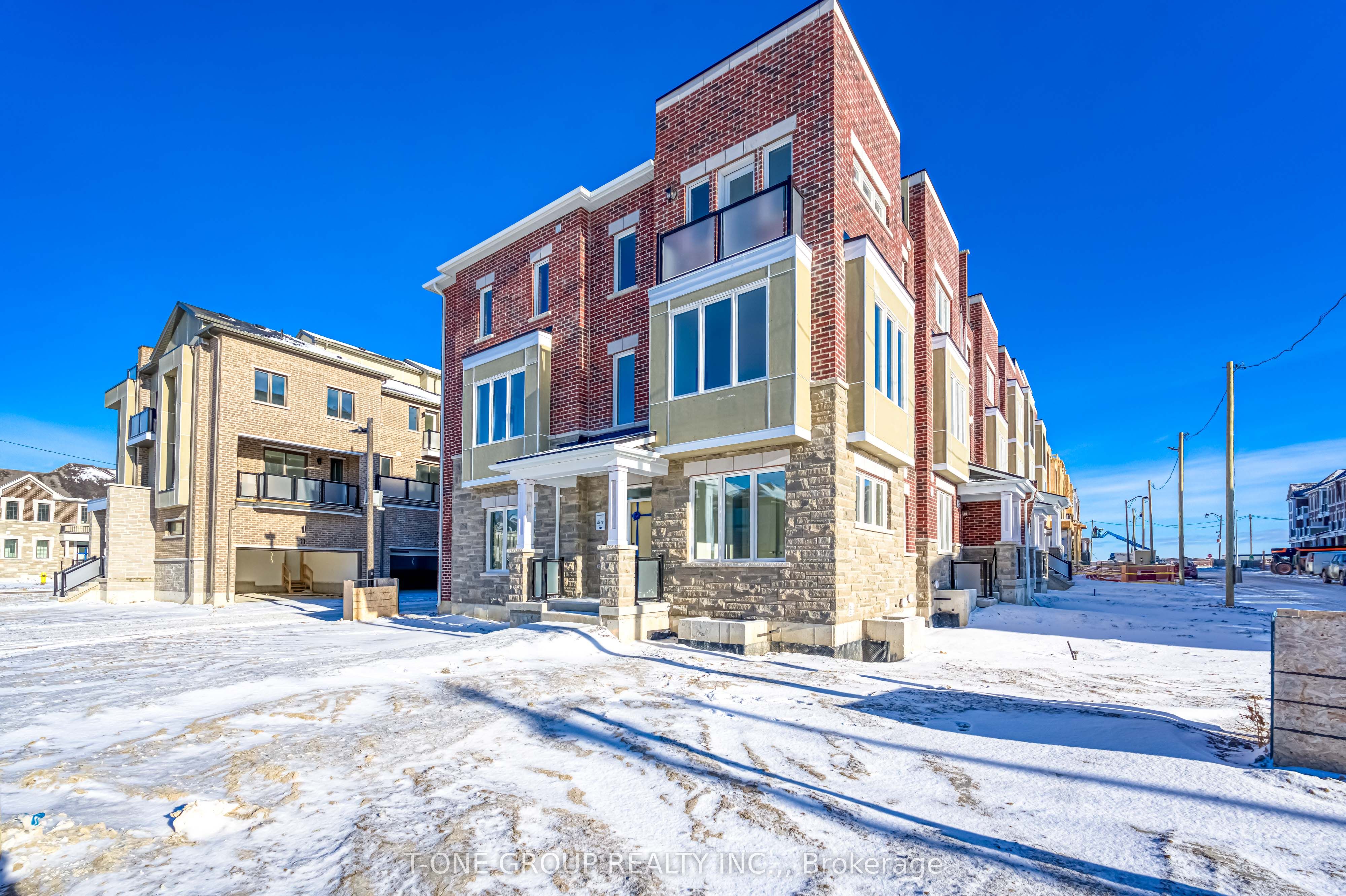 7 Sweet Pear Street, Markham, ON, L6C 3M3 photo 2