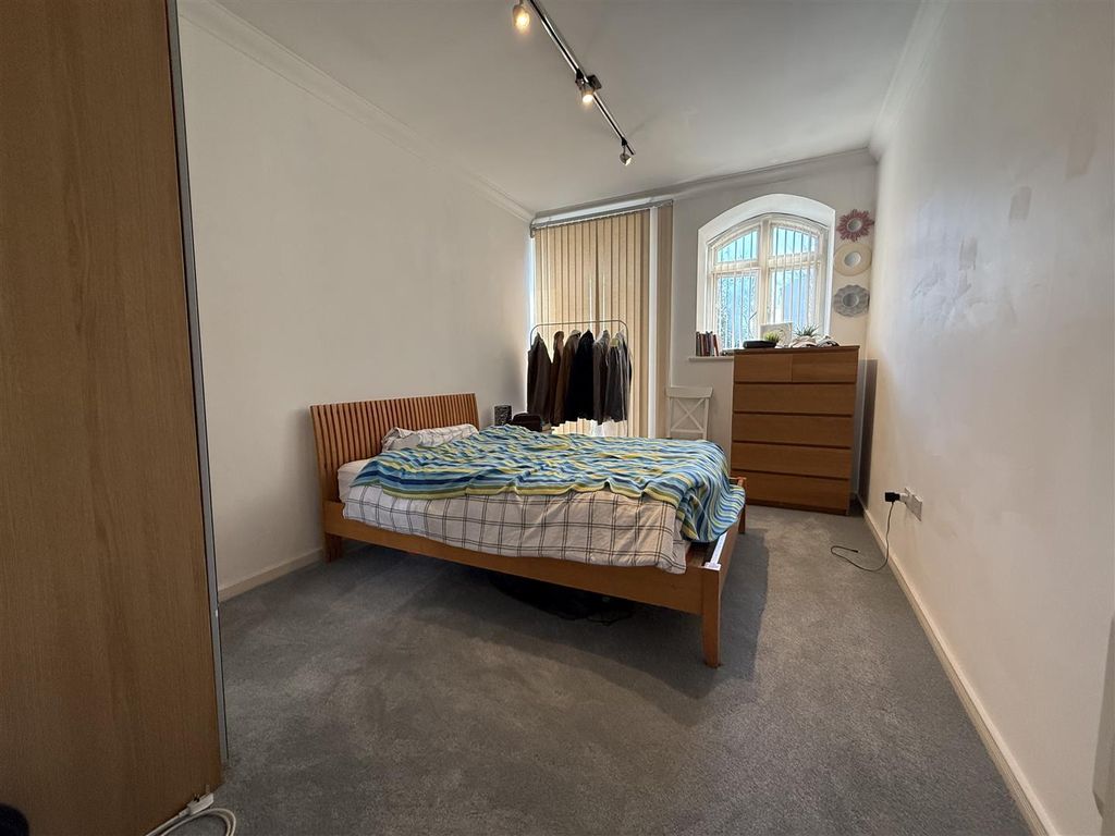 Additional image 7 of 2 bed flat for saleLloyd George Avenue, Cardiff CF10