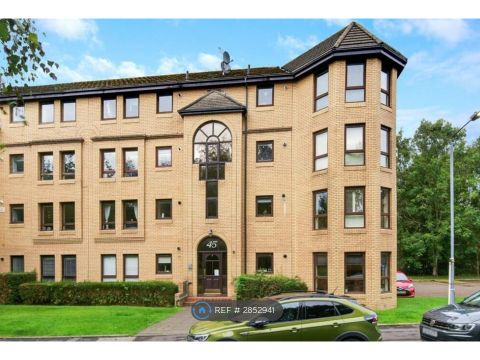 Bellshaugh Gardens, Glasgow G12