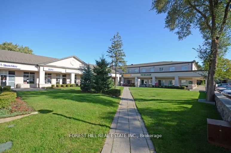 201-35 The Links Road, Toronto, ON, M2P 1T7