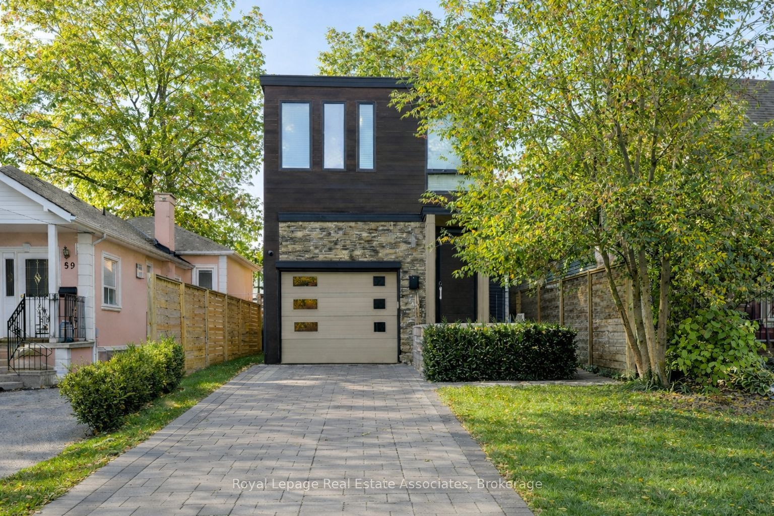 Additional image 2 of 63 Troy Street, Mississauga, ON, L5G 1S6