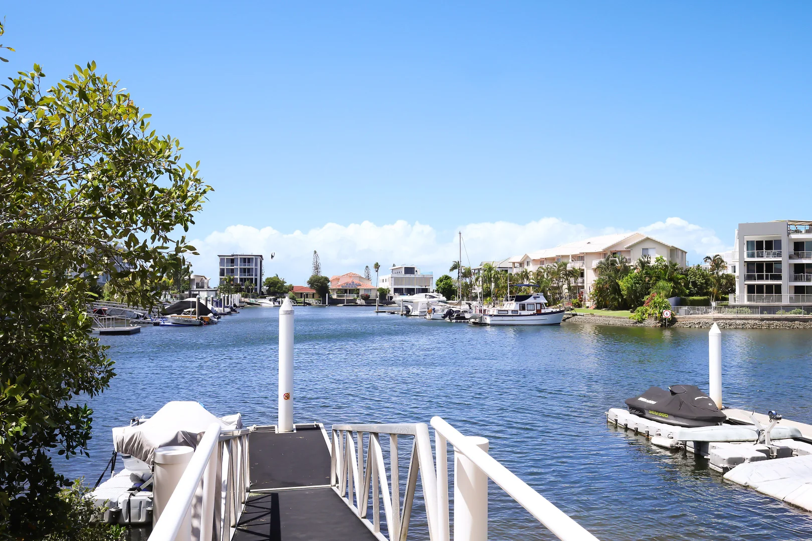 Additional image 10 of 2/89-91 Bayview Street, Runaway Bay QLD 4216