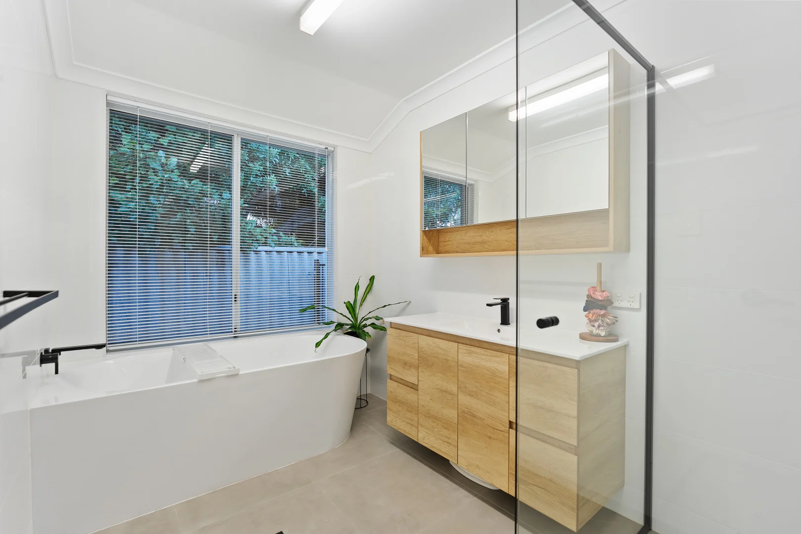 Additional image 29 of 129 Penguin Road, Safety Bay WA 6169