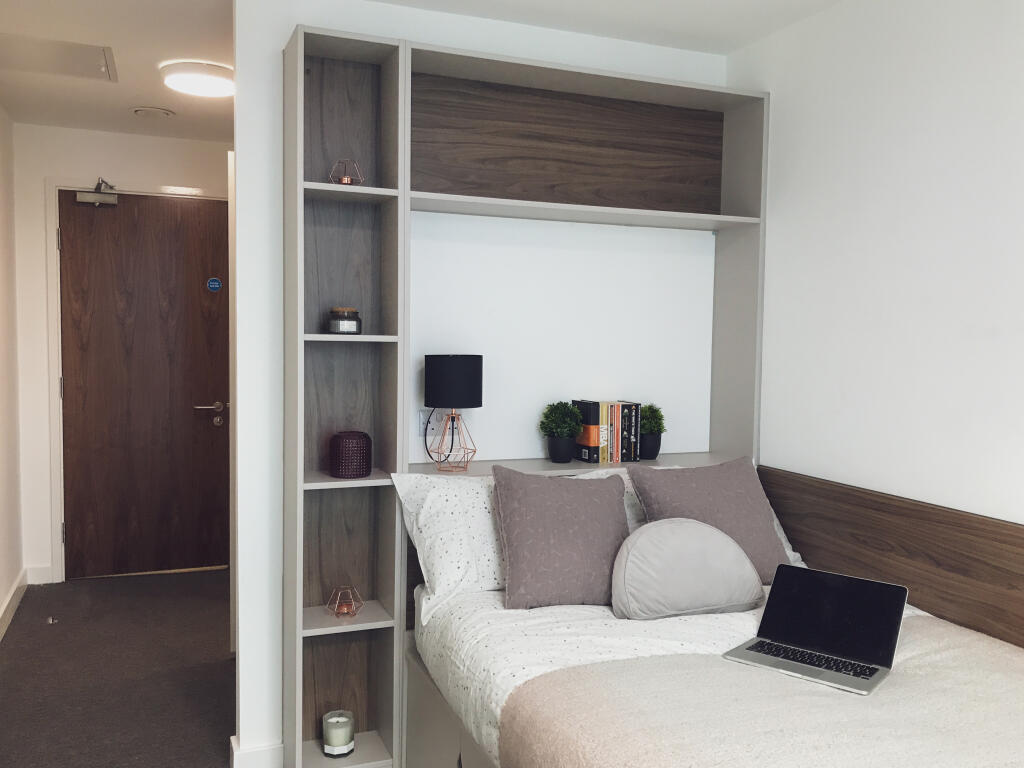 Additional image 3 of George Road - Ensuite Room, Birmingham, West Midlands, B15