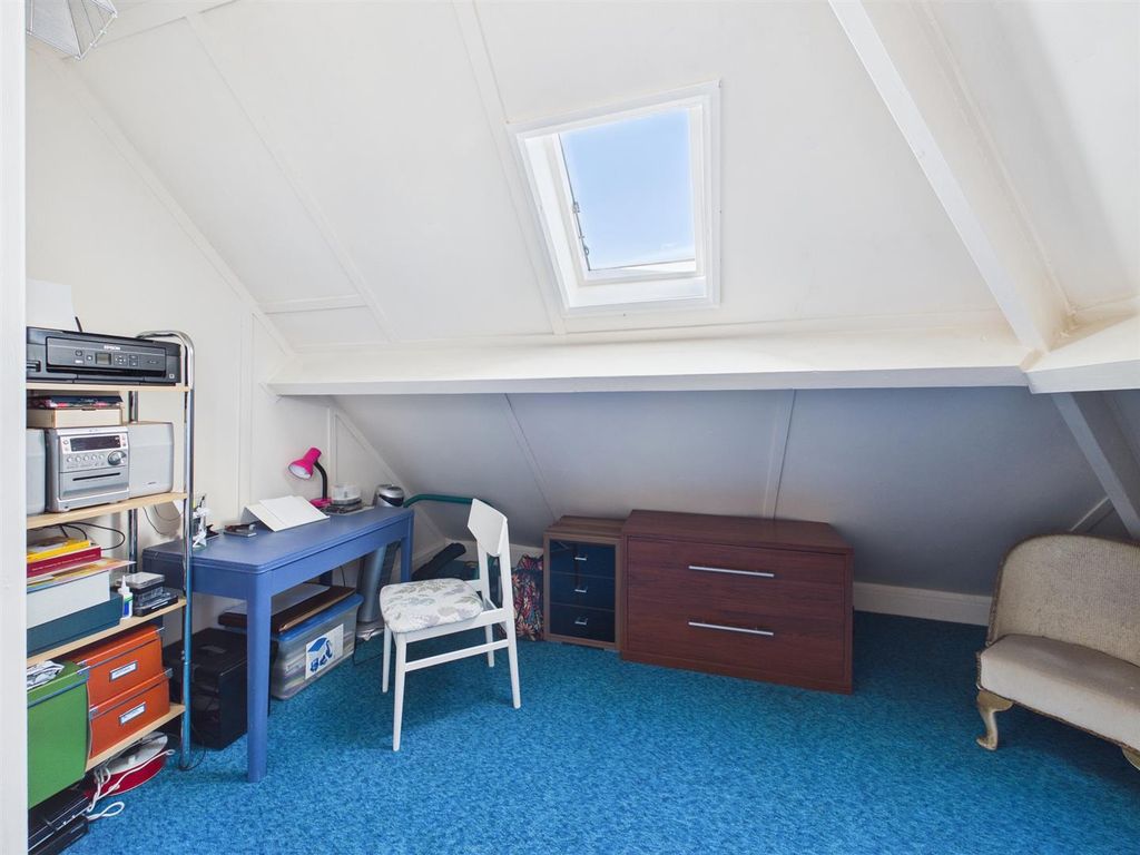 Additional image 20 of 3 bed flat for saleLougher Gardens, Porthcawl CF36