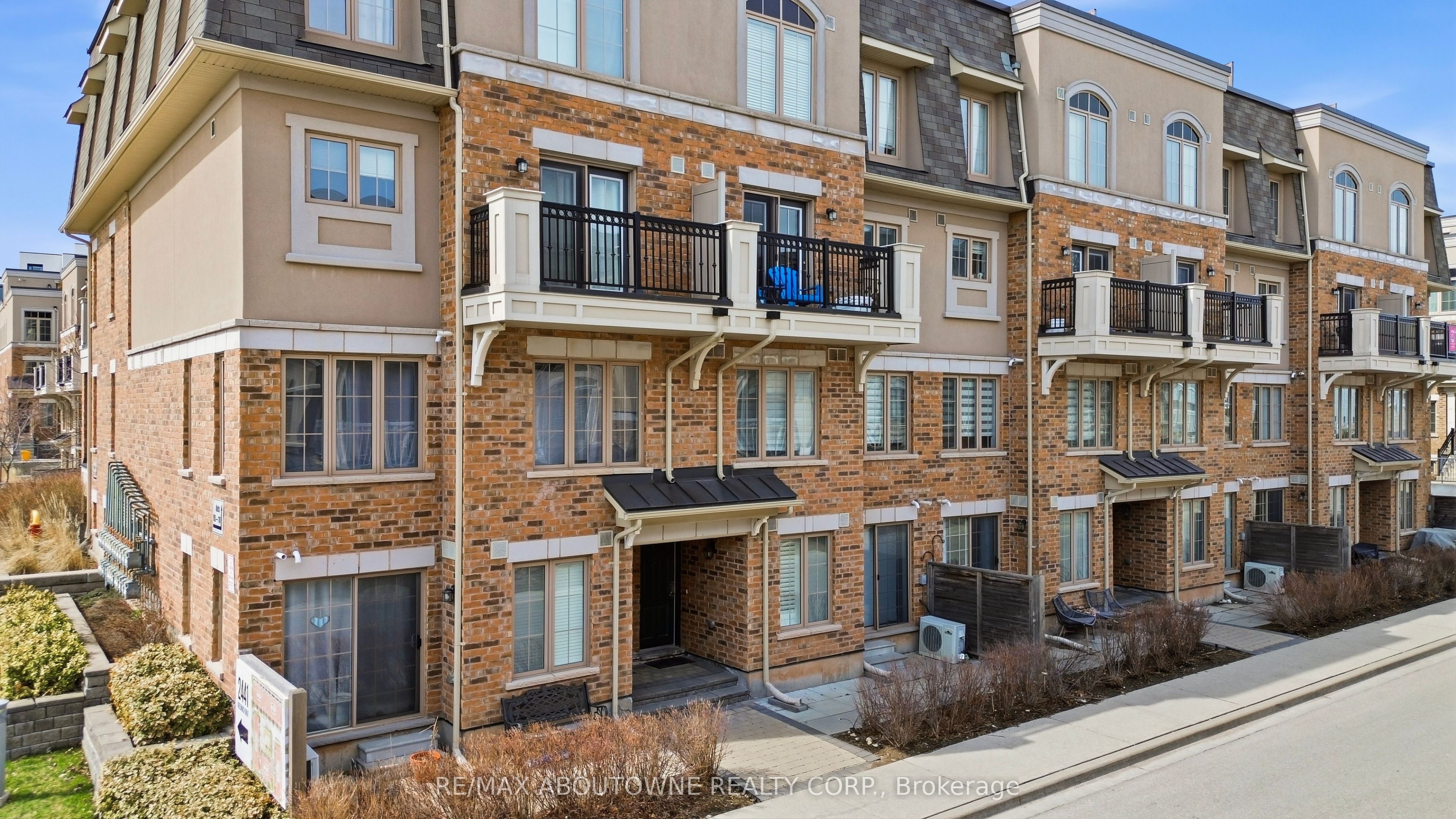 Additional image 2 of 106-2441 Greenwich Drive, Oakville, ON, L6M 0S4