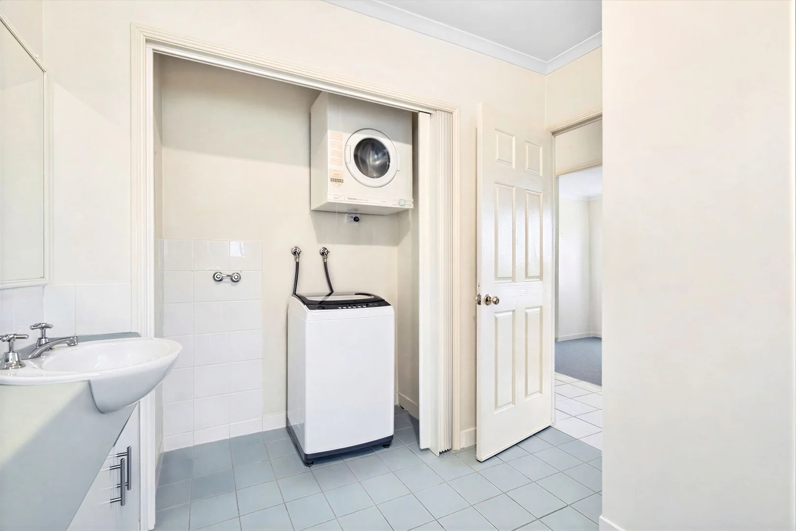 Additional image 6 of 18/2-4 McGuigan Street, Earlville QLD 4870