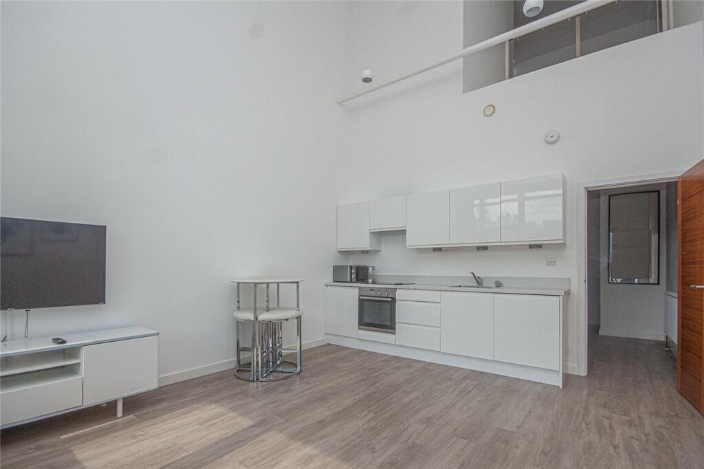 Additional image 3 of Mundells, Welwyn Garden City, Hertfordshire, AL7