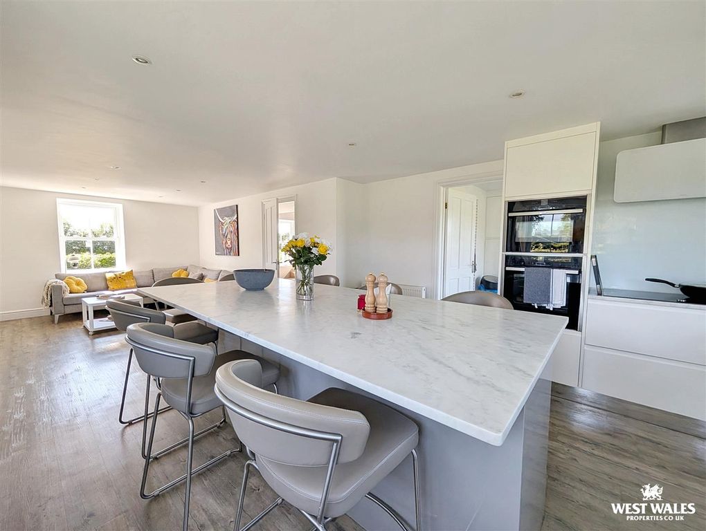 Additional image 6 of 7 bed detached house for saleLlanybri, Carmarthen SA33