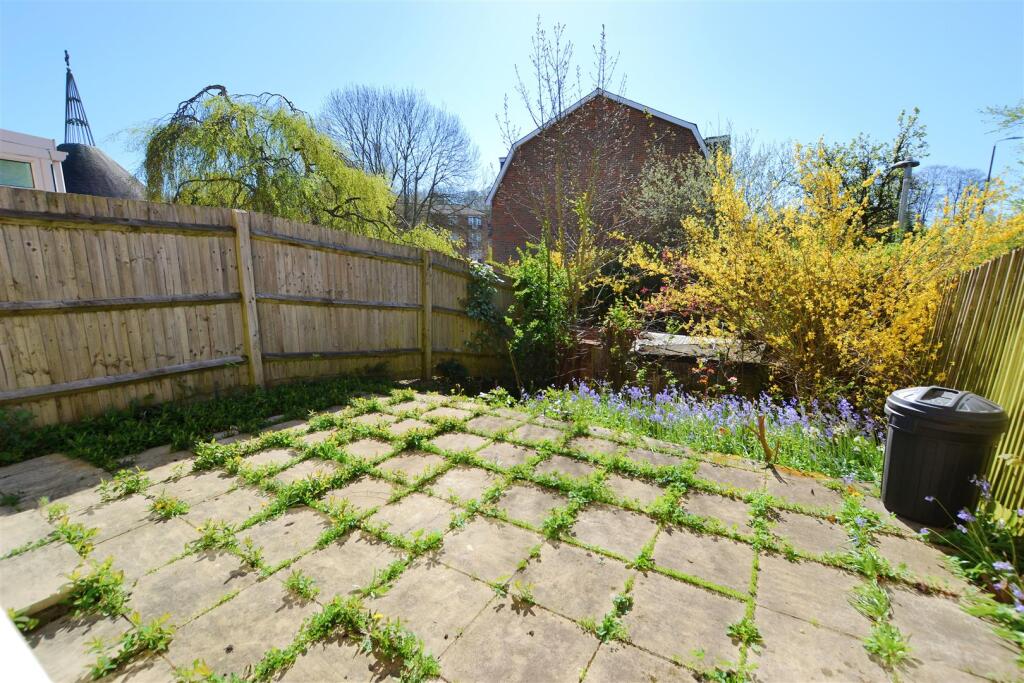 Additional image 15 of Batterdale, Old Hatfield