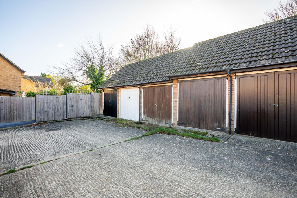 Additional image 12 of Tilsworth Walk, St. Albans, Hertfordshire, AL4