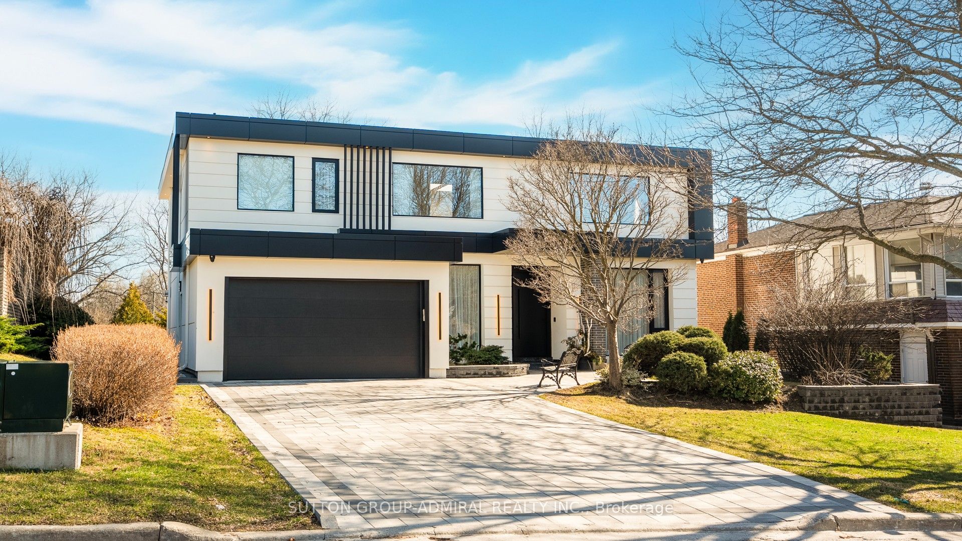 33 Thorny Brae Drive, Markham, ON, L3T 3G5