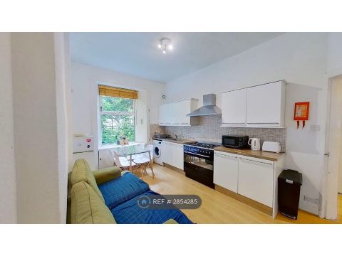 Cathcart Place, Edinburgh EH11