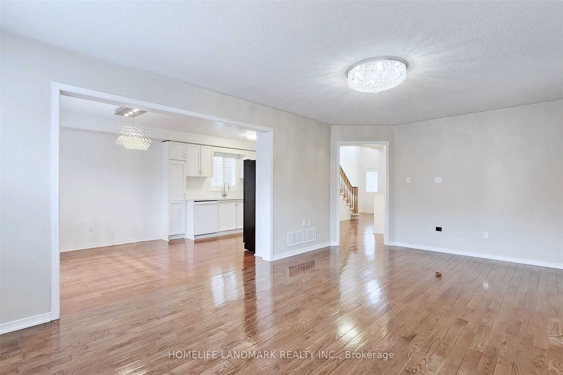Additional image 5 of 7 Cottinghill Way, Aurora, ON, L4G 7V4