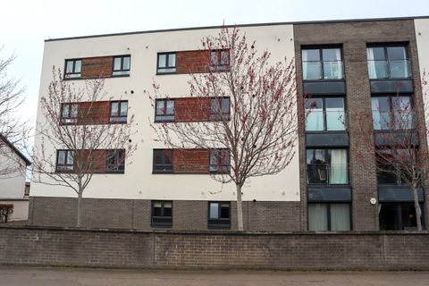 Arneil Place, Edinburgh, Midlothian EH5