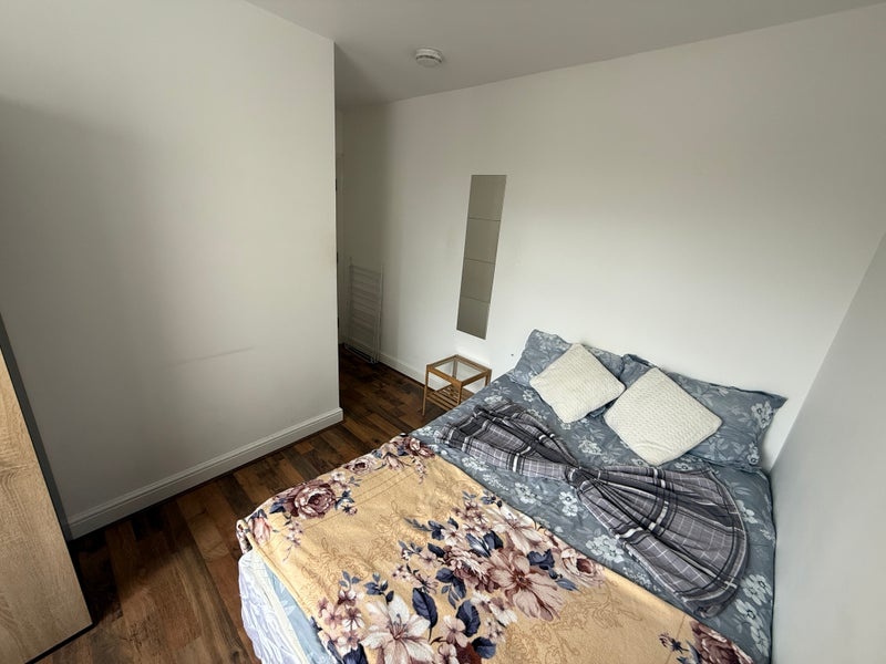 Room in a Shared House, London Uk, SE5, N1 7GU photo 4
