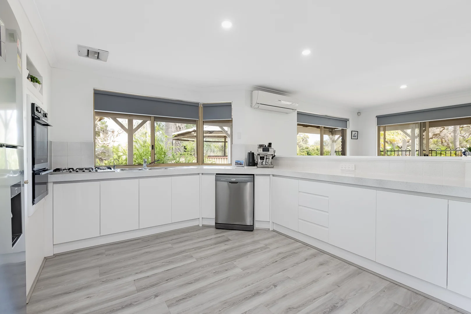 Additional image 6 of 14 Brockwell Place, Oakford WA 6121