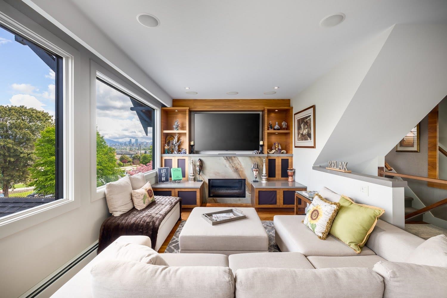Additional image 4 of 3240 1st Avenue W, Vancouver, BC, V6K 1H5