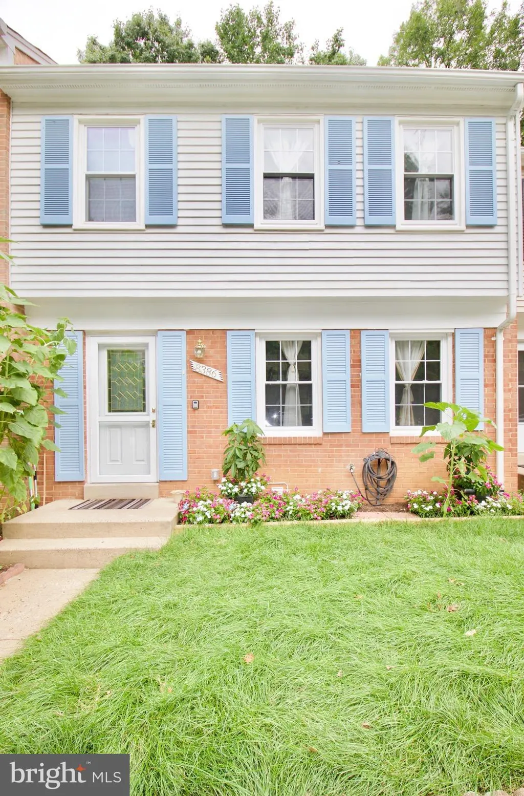 8386 Uxbridge Court, Springfield, VA 22151