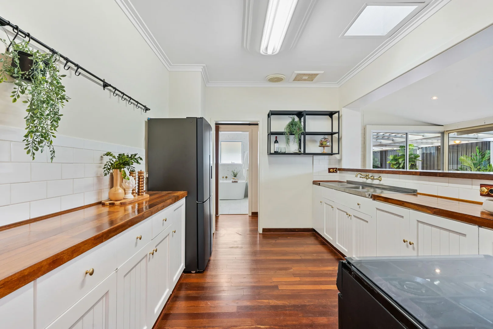 Additional image 11 of 100 Weaponess Road, Wembley Downs WA 6019