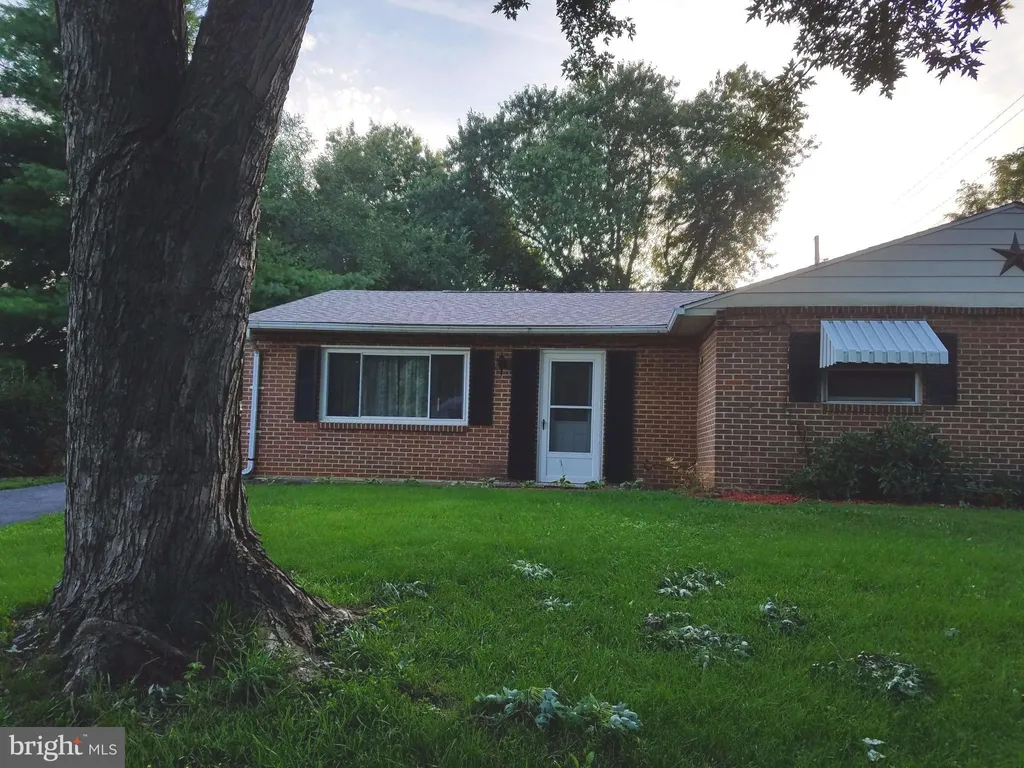 202 Bethlehem Court, Hagerstown, MD 21740