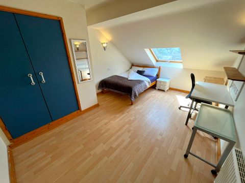 Russell Road, Nottingham NG7, Room to rent