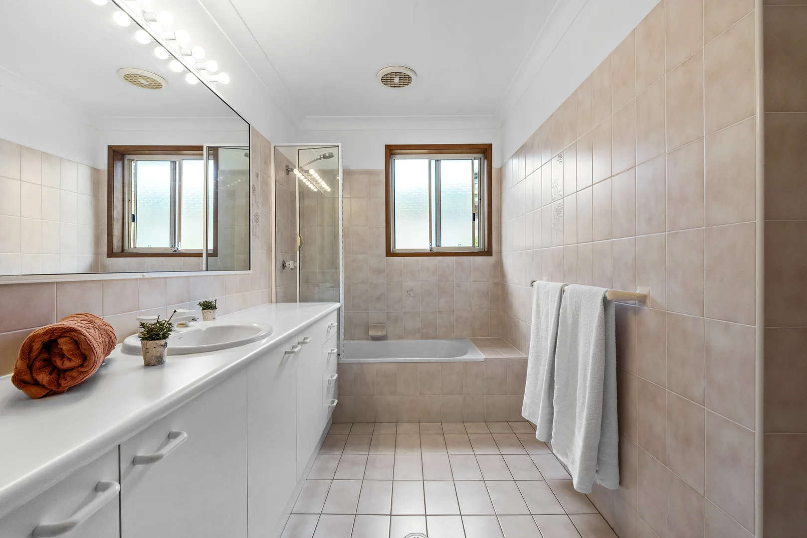 Additional image 20 of 12 Ross Avenue, Narrawallee NSW 2539
