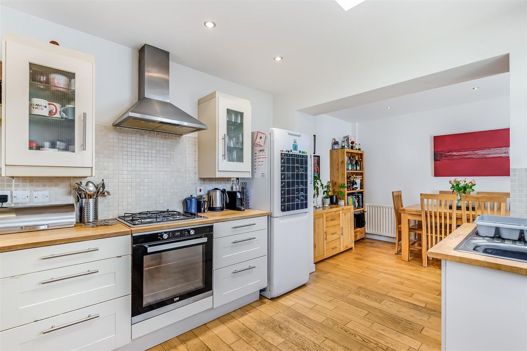 Additional image 14 of 3 bed semi-detached house for saleThwaites Avenue, Ilkley LS29