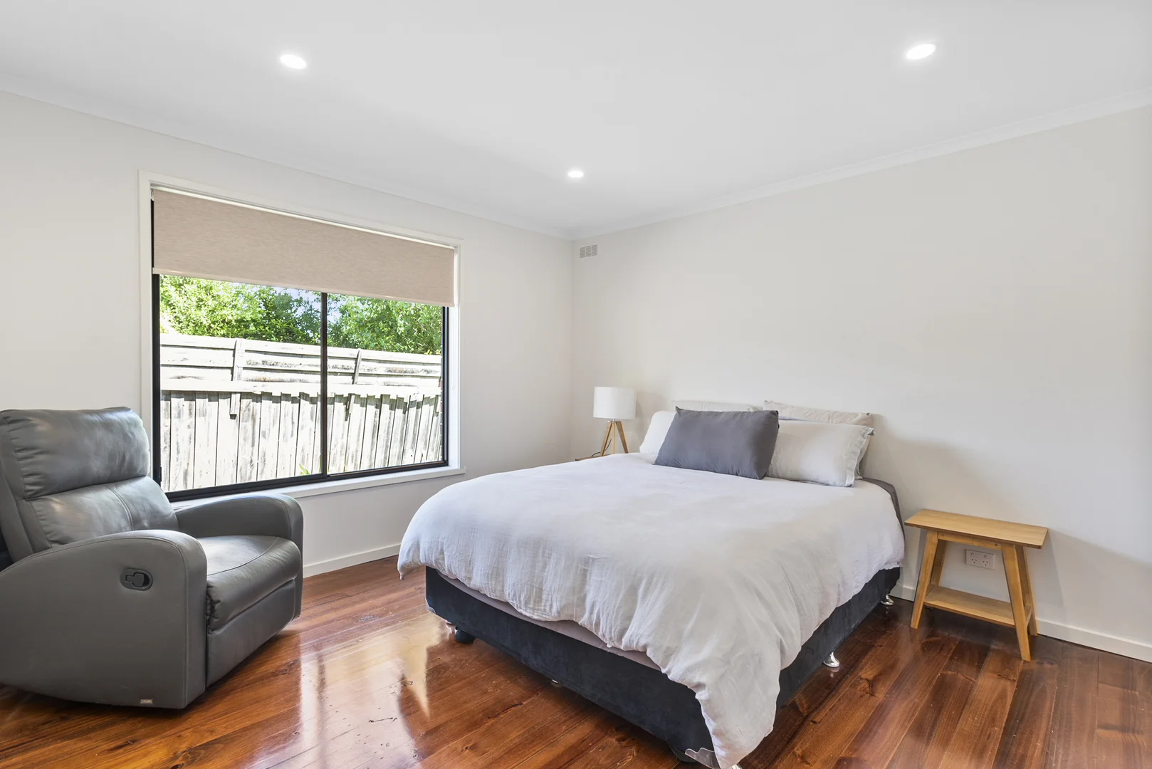 8 Carcoola Court, Rosebud VIC 3939 photo 4