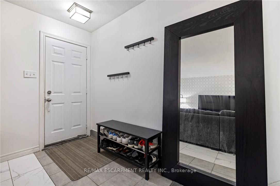 Additional image 4 of 8 Gerrick Court, Hamilton, ON, L9C 6H2