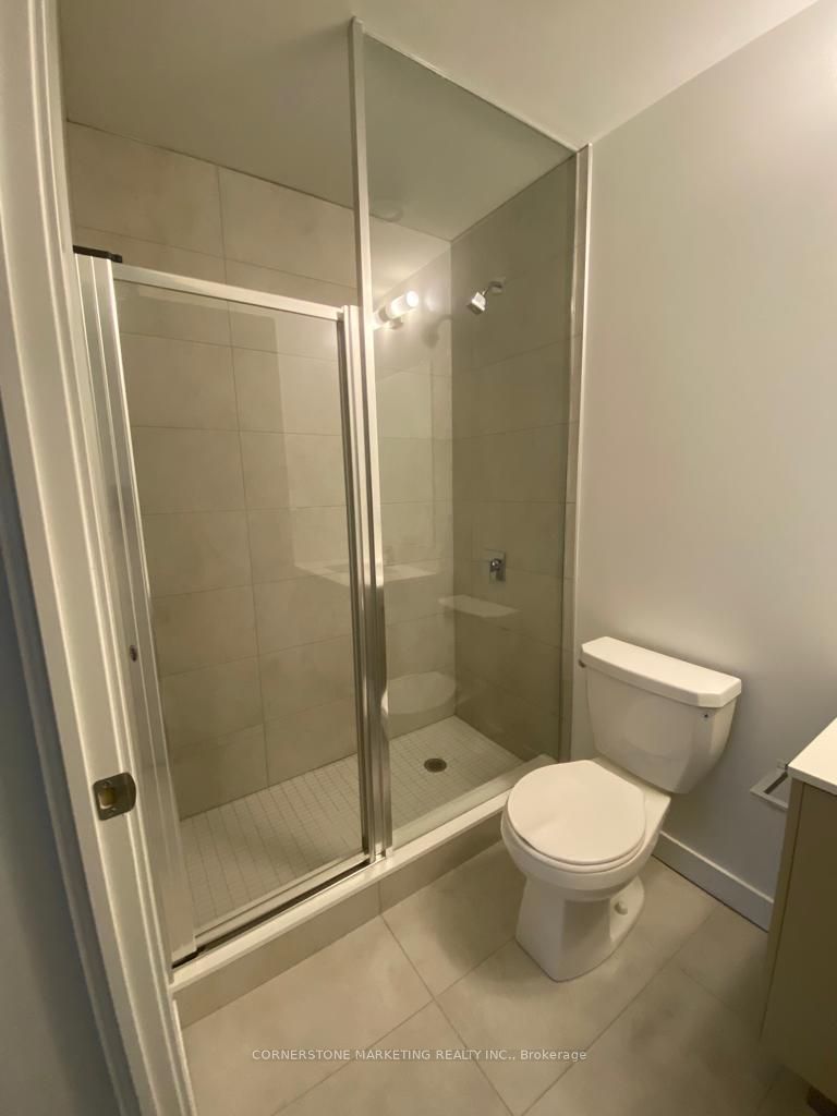 Additional image 6 of 219-8 Tippett Road, Toronto, ON, M3H 0E7