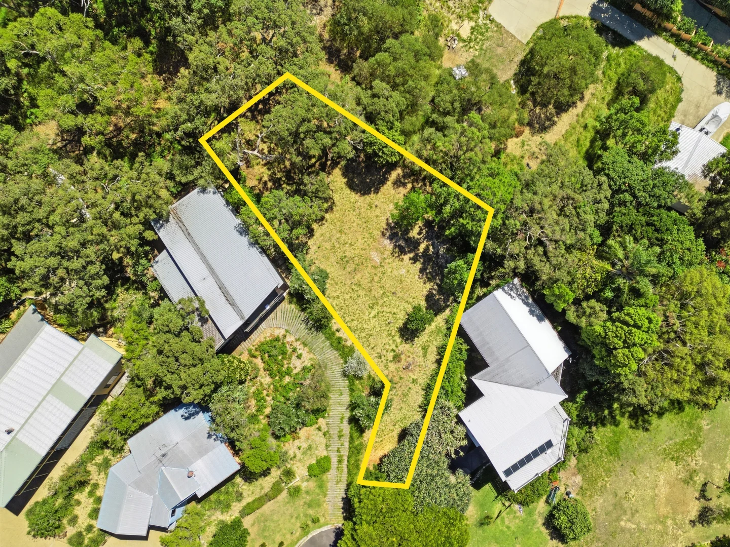 Additional image 8 of 4 Baker Court, Point Lookout QLD 4183