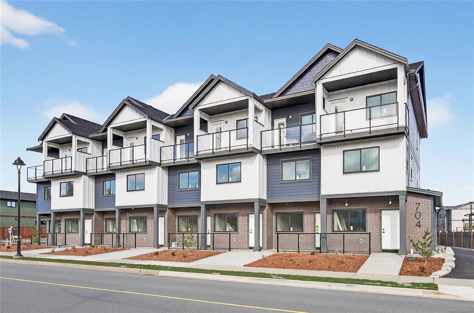 1-704 Beaver Creek Boulevard, Campbell River, BC, V9H 0E9