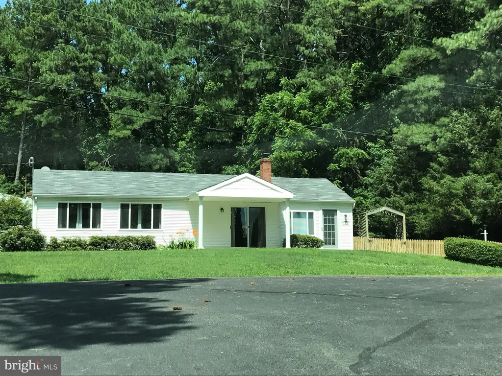 280 Overlook Drive, Lusby, MD 20657