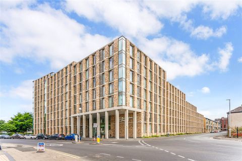 Boundary Lane, Manchester, Greater Manchester M15