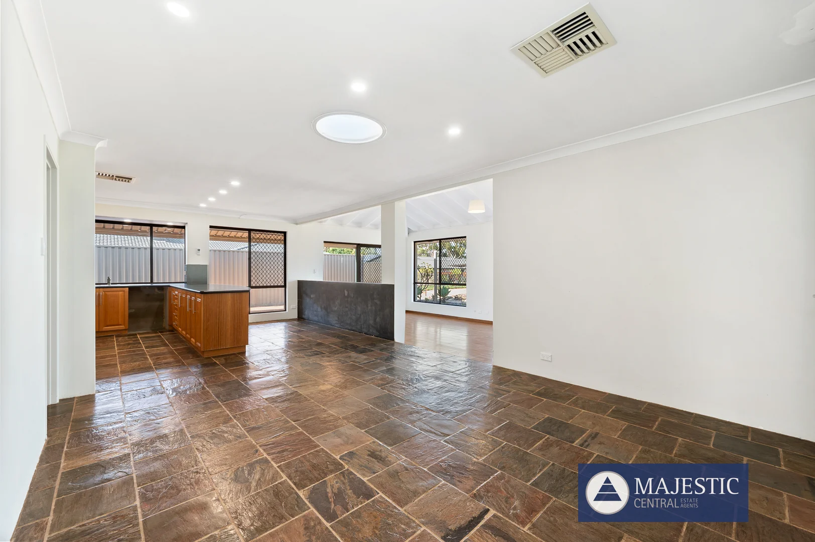 Additional image 8 of 41 Bywater Way, Wilson WA 6107