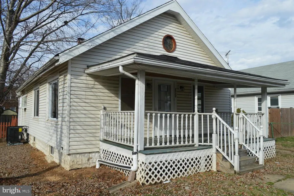 3706 Bay Avenue W, Baltimore, MD 21225