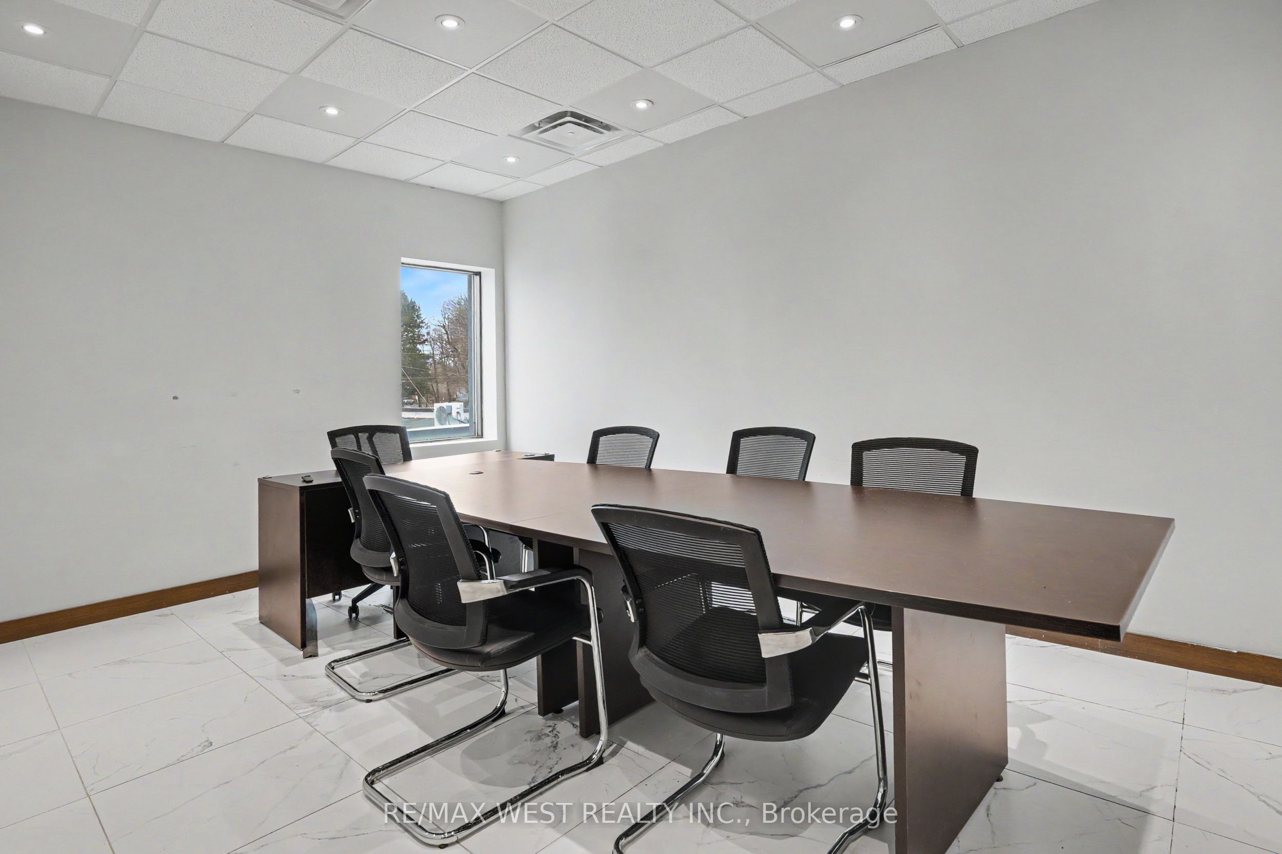 Additional image 6 of 204-6174 Yonge Street, Toronto, ON, M2M 3X1