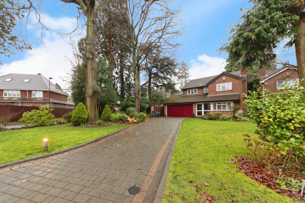 Hayfield Gardens, Birmingham photo 2