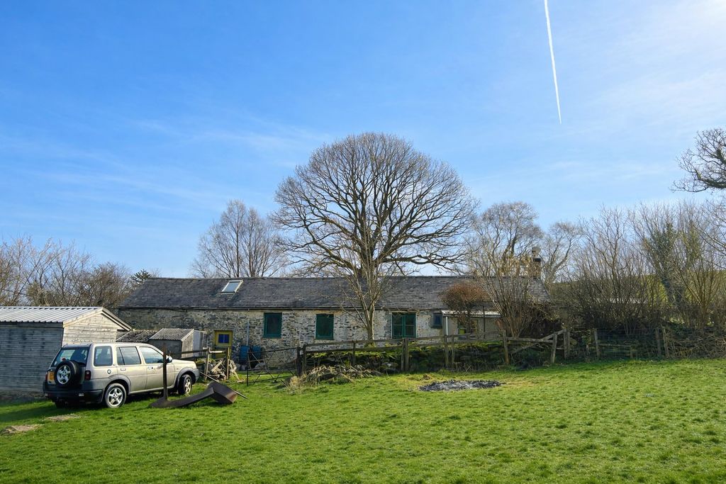 3 bed farm for salePontrhydfendigaid, Ystrad Meurig SY25