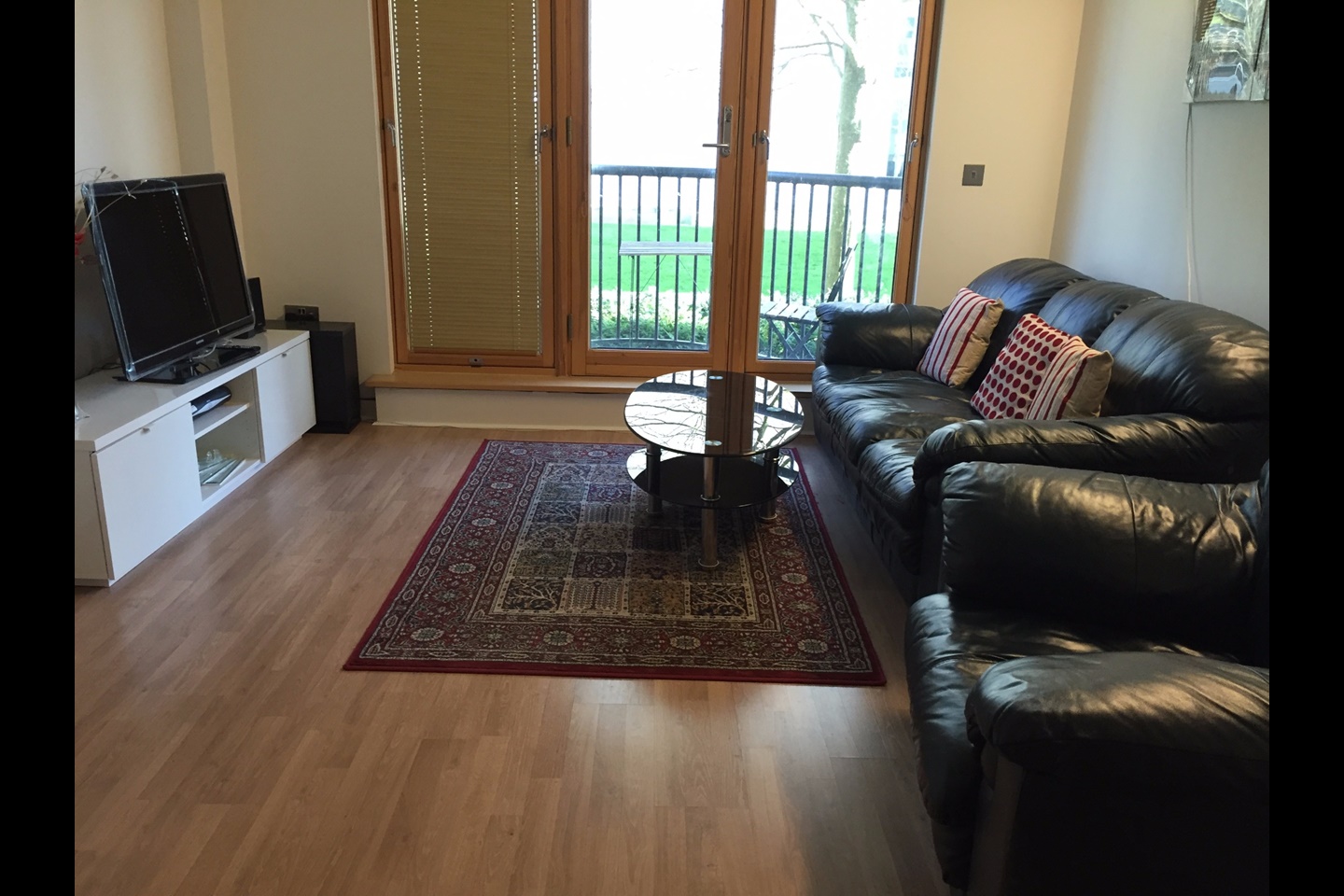 2 Bed Flat, Hannover Quay, BS1, N1 7GU