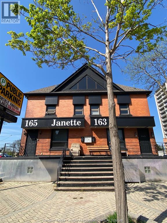 2ND FLOOR-163 Janette , Windsor, ON, N9A4Y9