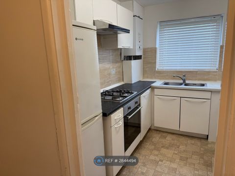Crown Walk, Wembley HA9