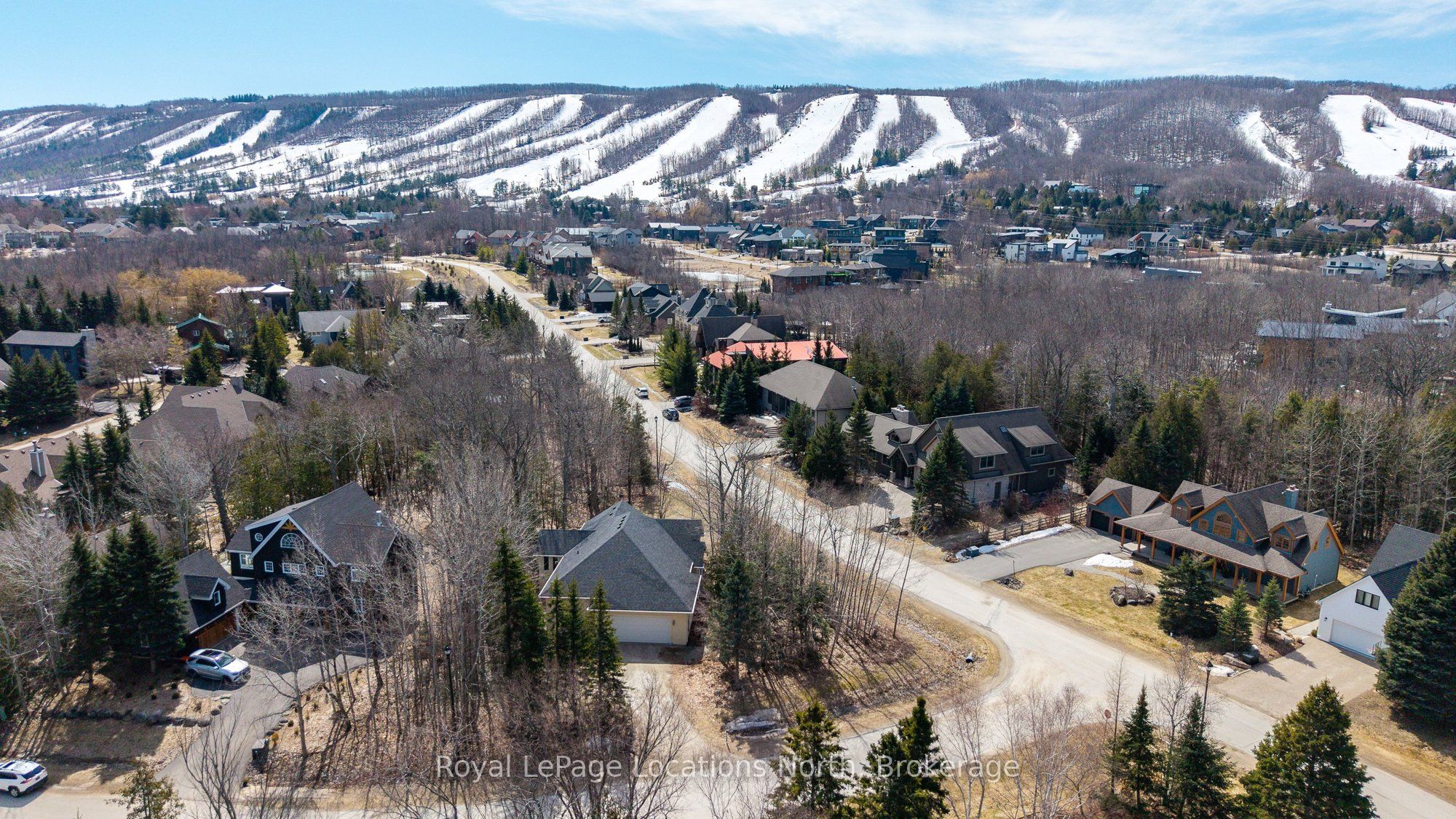 130 Cortina Crescent, Blue Mountains, ON, L9Y 0S9