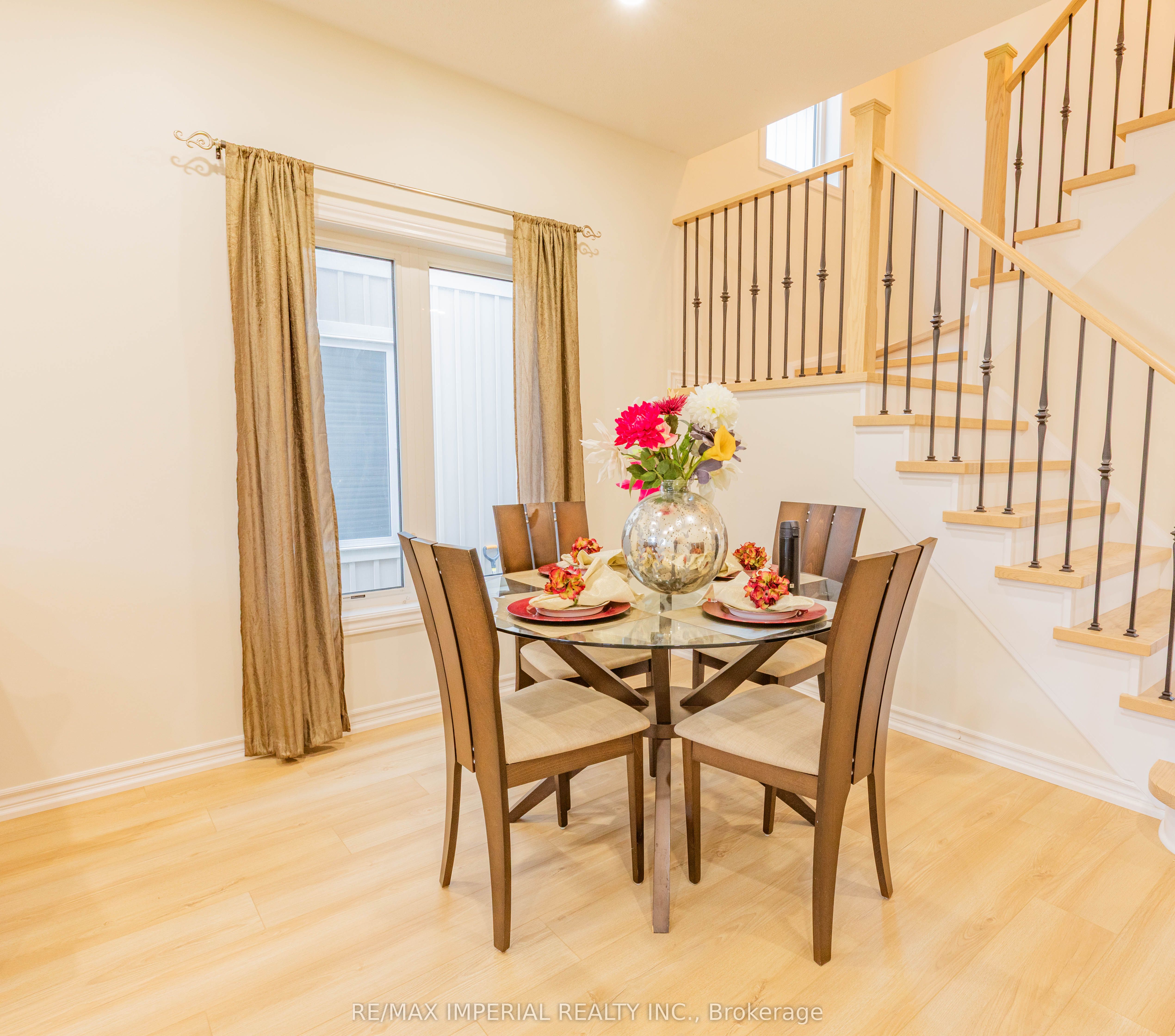 Additional image 6 of 10 Sandgate Street, Whitby, ON, L1R 0L3