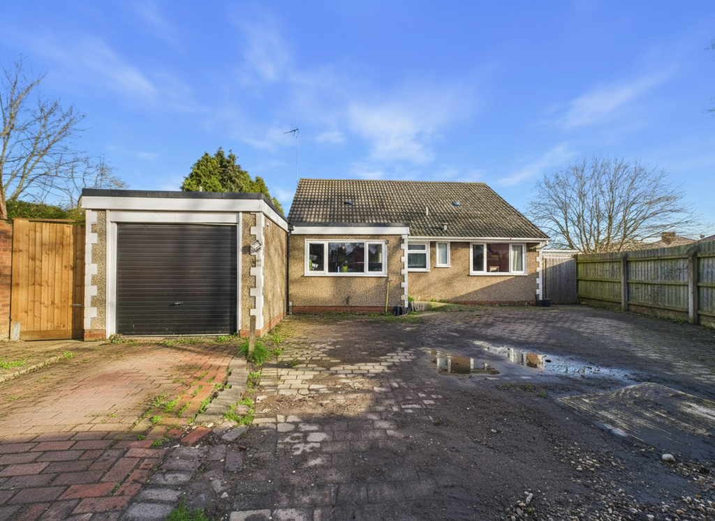 3 bed detached bungalow for saleTyburn Road, Erdington, Birmingham B24