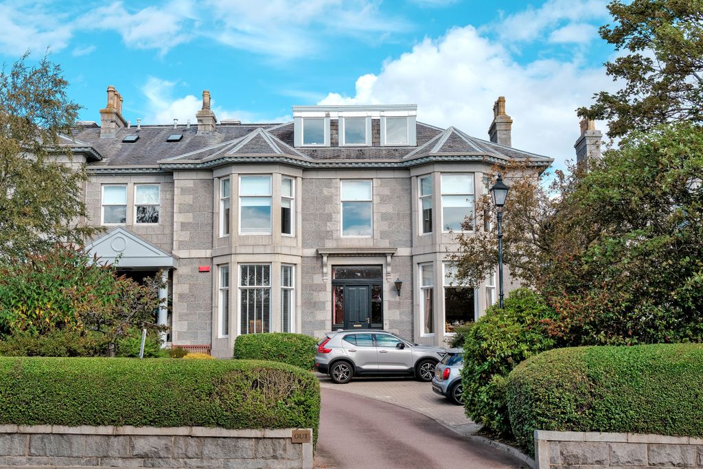 Additional image 24 of 2 bed flat for sale74H Queens Road, Aberdeen AB15