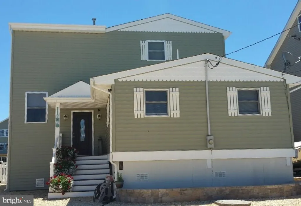 112 N Spinnaker Drive, Tuckerton, NJ 08087